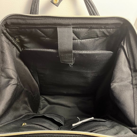 Kah&Kee Leather Backpack with Laptop Compartment - Picture 3 of 7